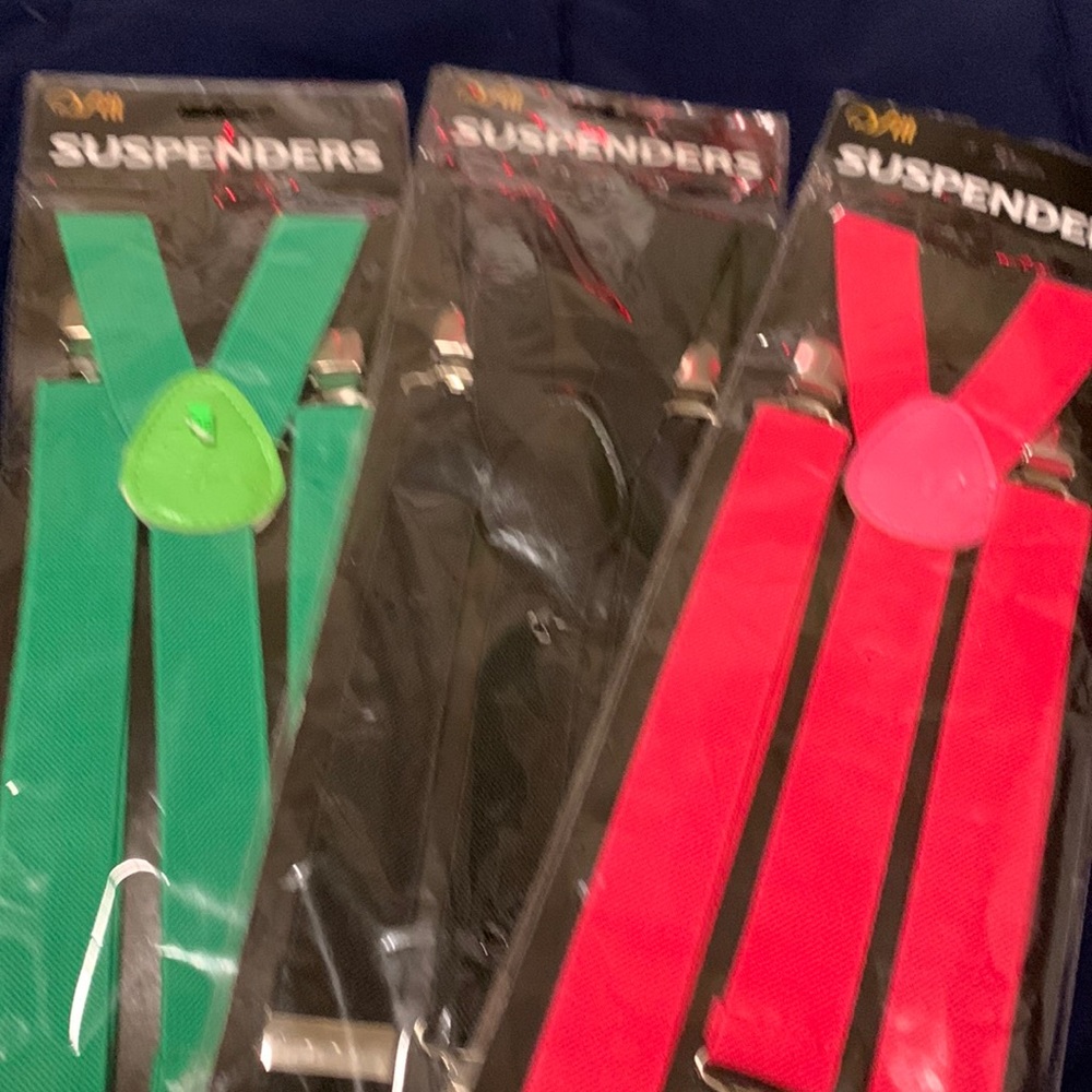3 suspenders pink black green